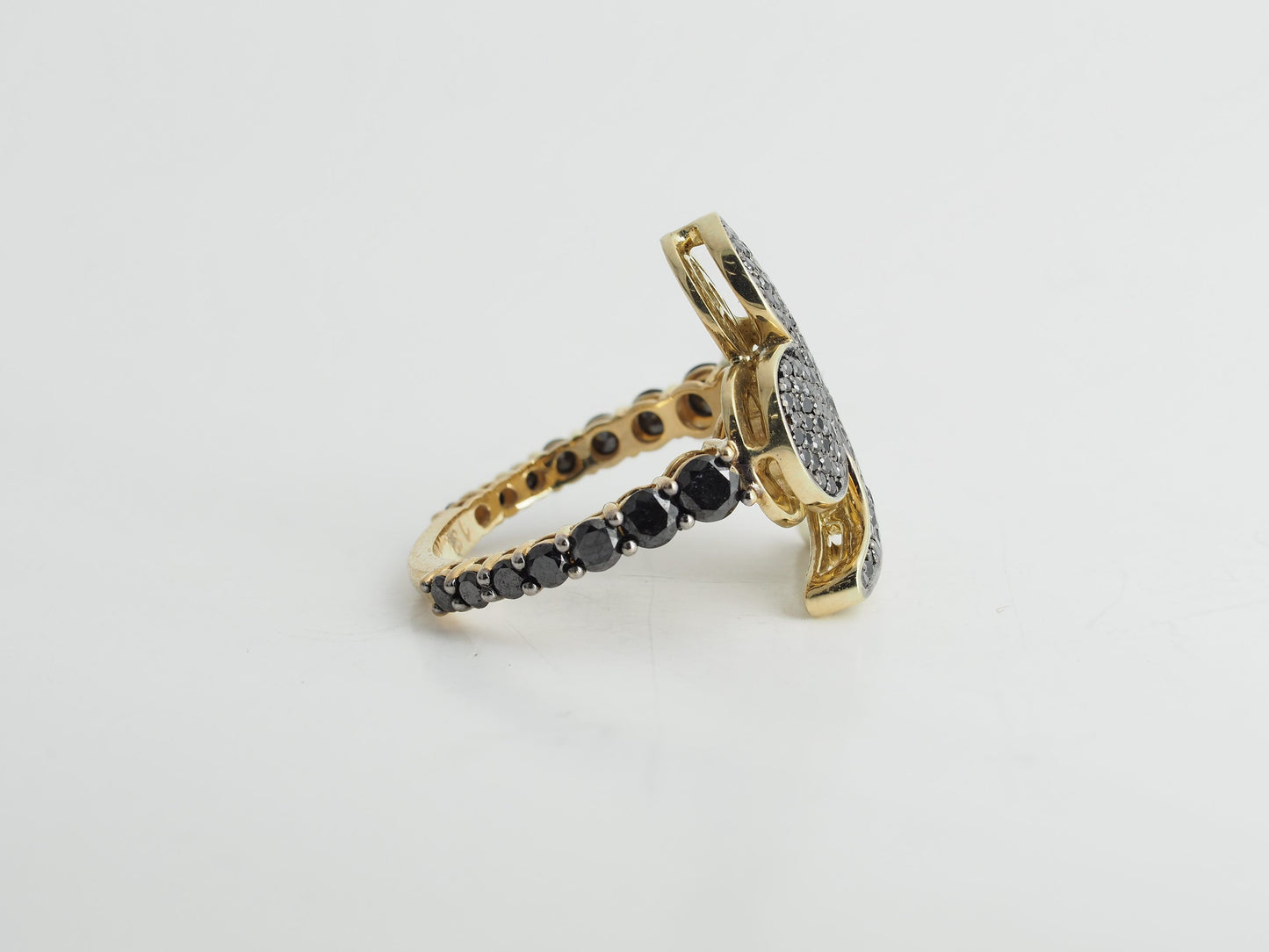 Ring 18KY Black Diamonds , Casino collection