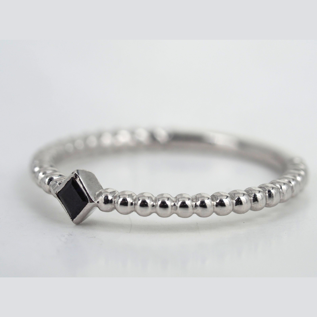 Ring 14KW Gold Sapphire