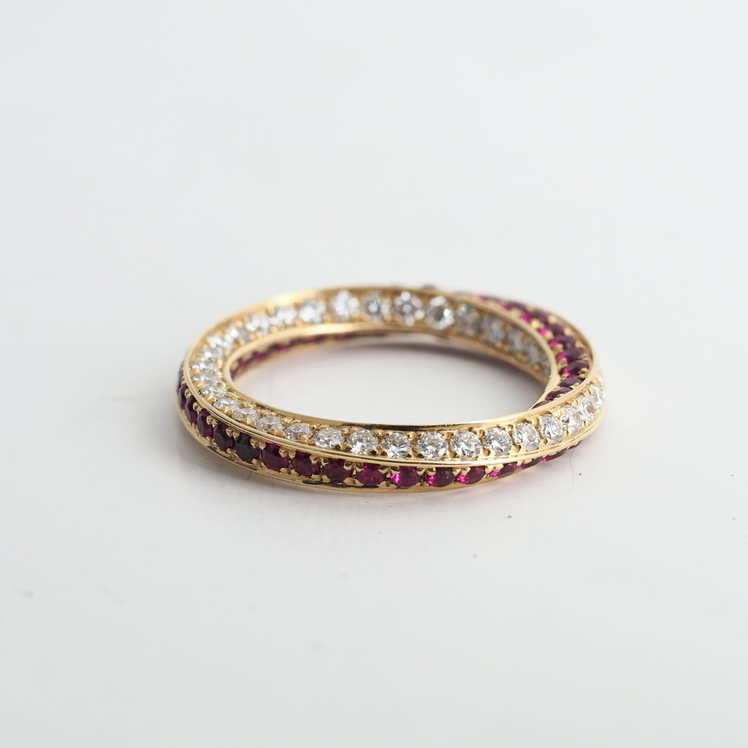 Ring 14KY Gold, Diamonds and Ruby, Spin