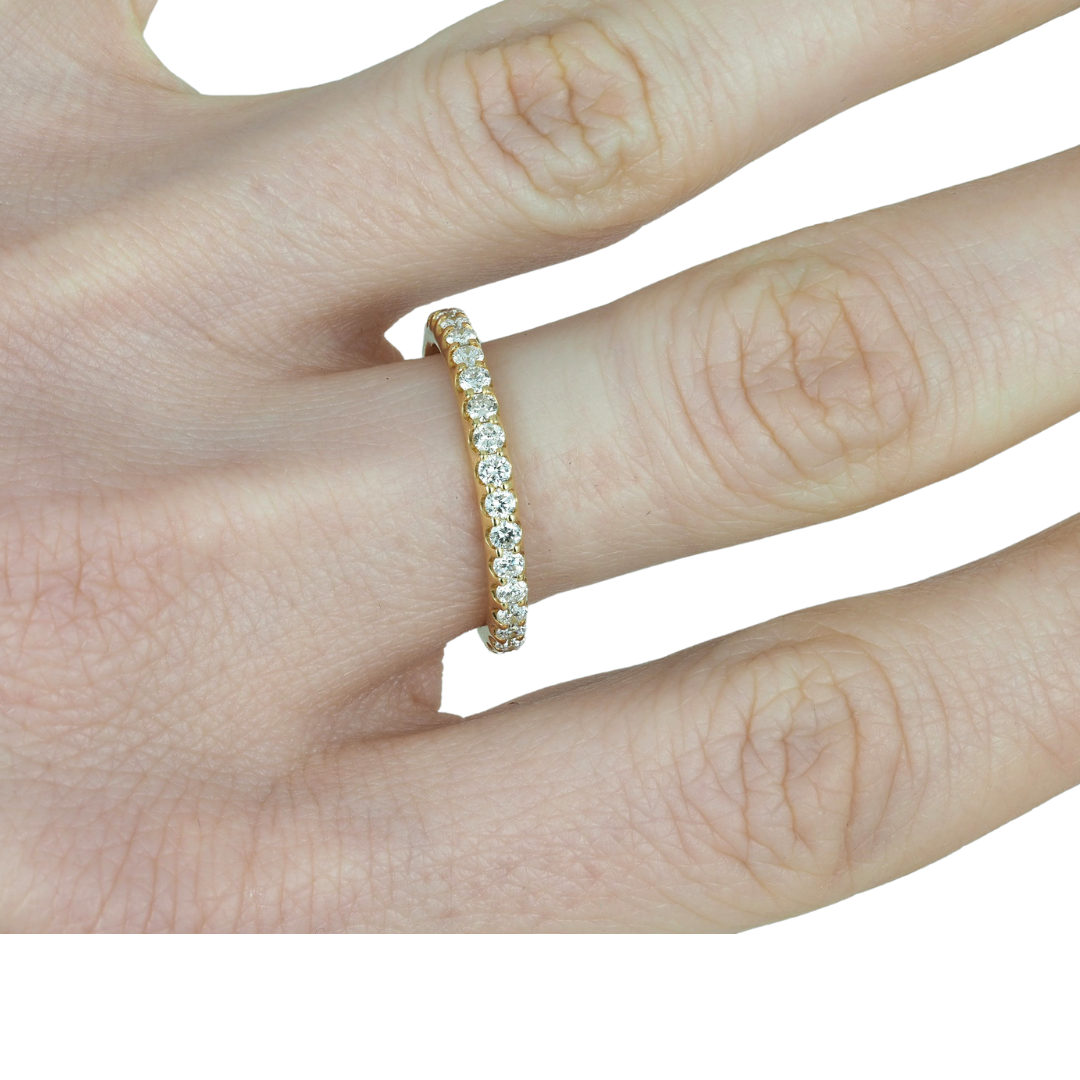 Ring 18KY Diamonds all around , Wedding band