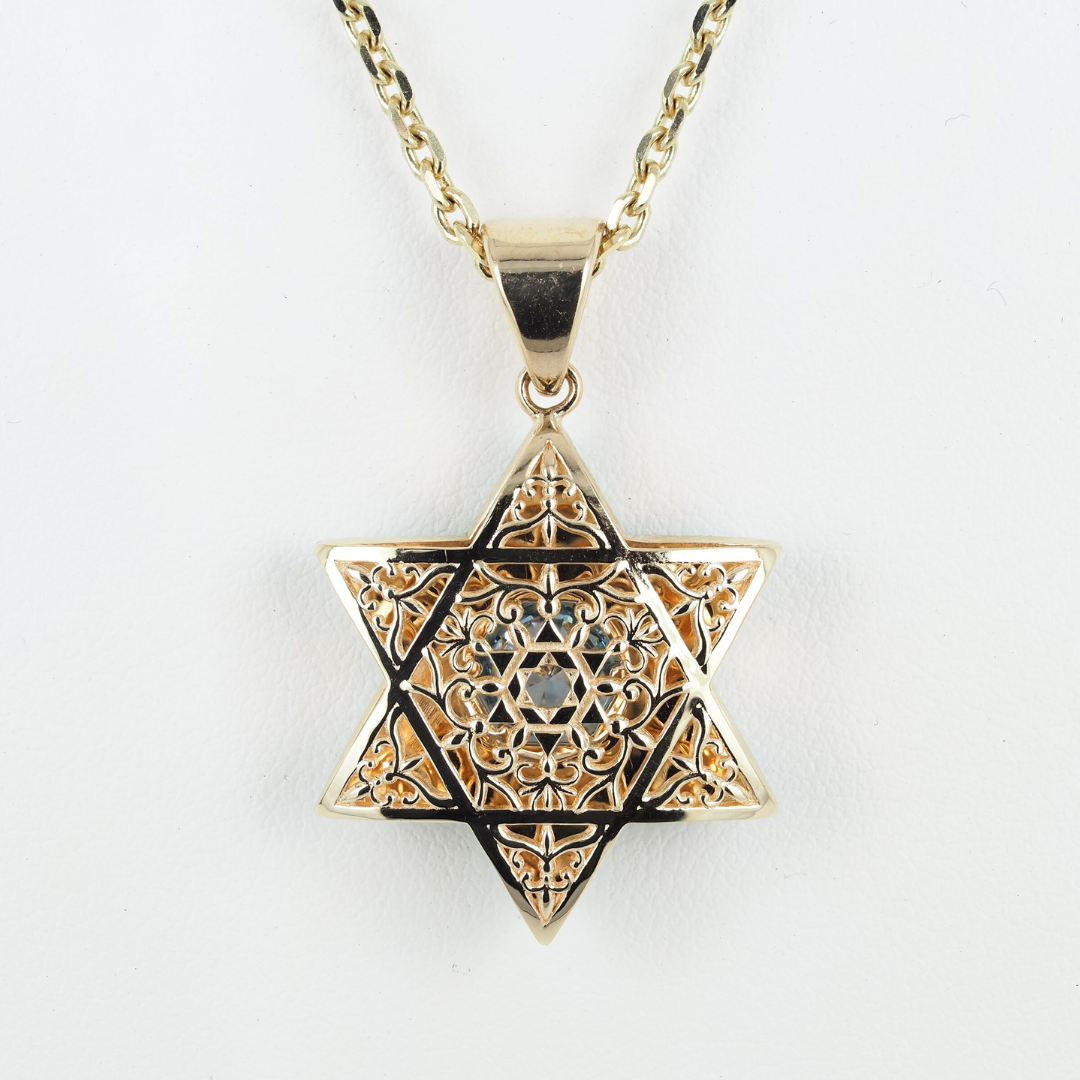 Pendant David Star 14KY Gold, Diamonds and Blue Lab Grown Diamond, Enamel