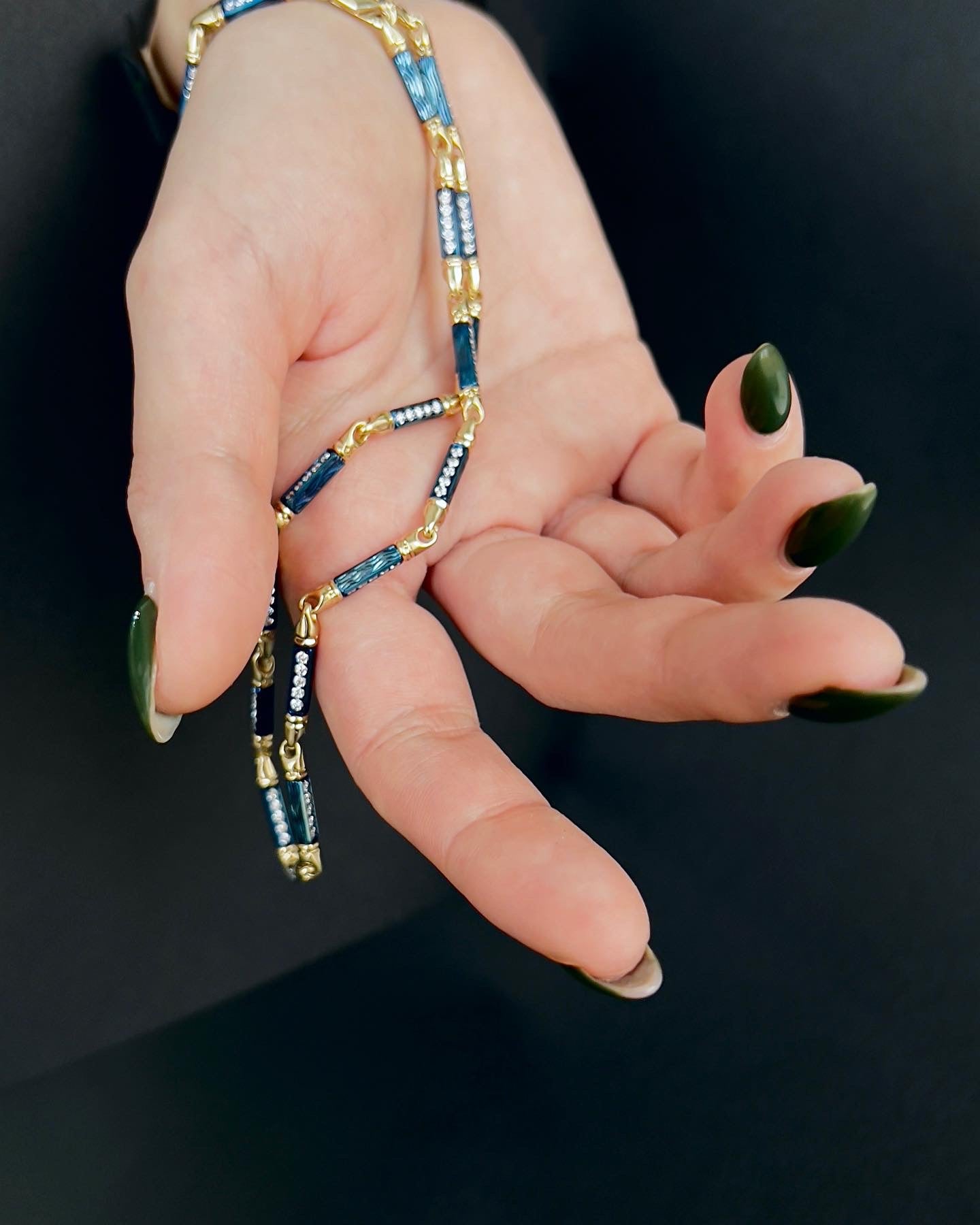 Necklace Titan