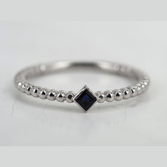 Ring 14KW Gold Sapphire