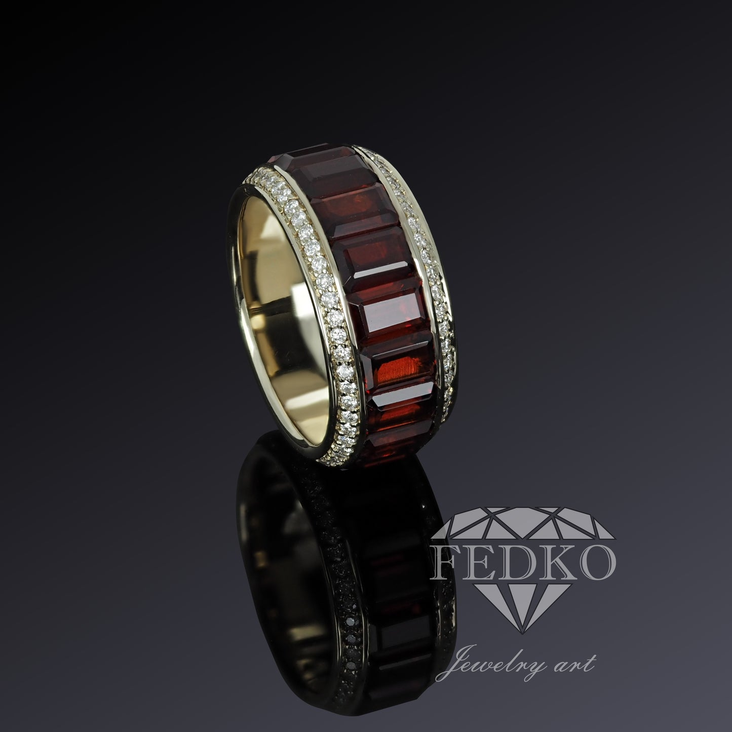 Ring "Garnets"